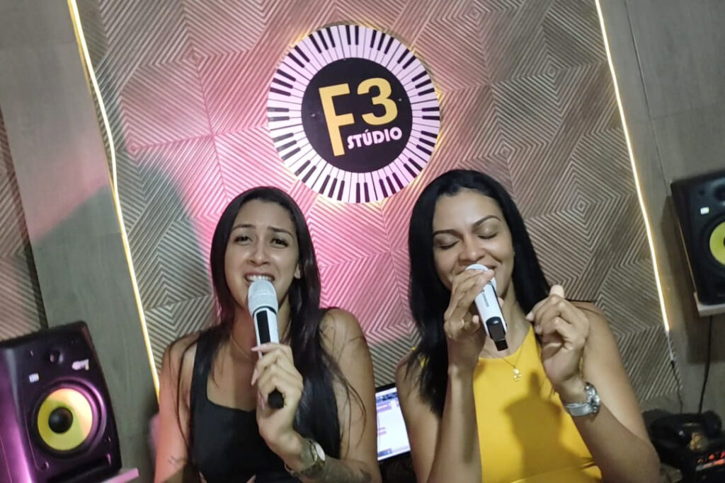 "As Morenas", Marah e Joicy no Estudio F3