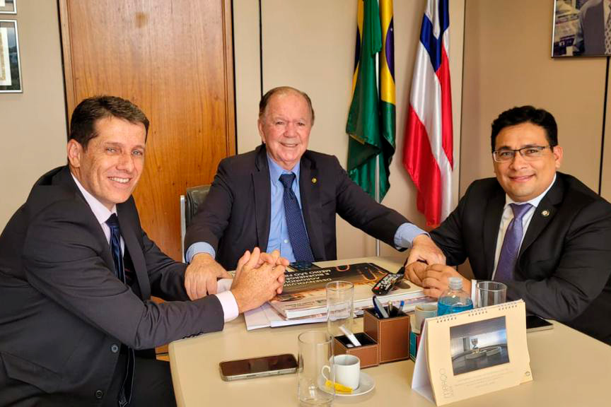 Zé Cocá, prefeito de Jequié, João Leão (PP), deputado federal e Alex Freitas (MDB), prefeito de Acajutiba-BA.