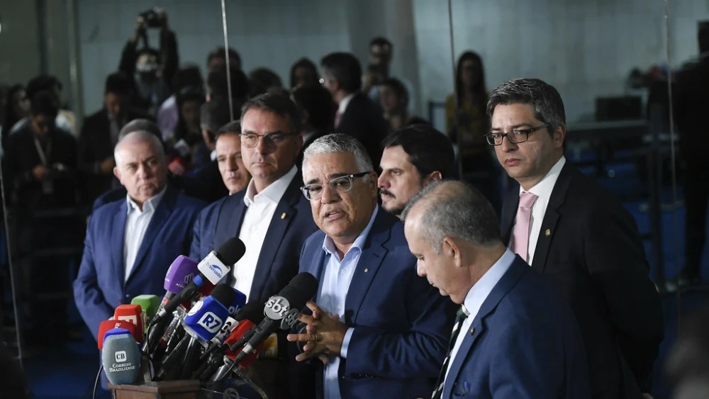 “Deterioração moral muito grande no país”, com a sociedade percebendo que "não existe Justiça". Senador Eduardo Girão (Novo-CE).
