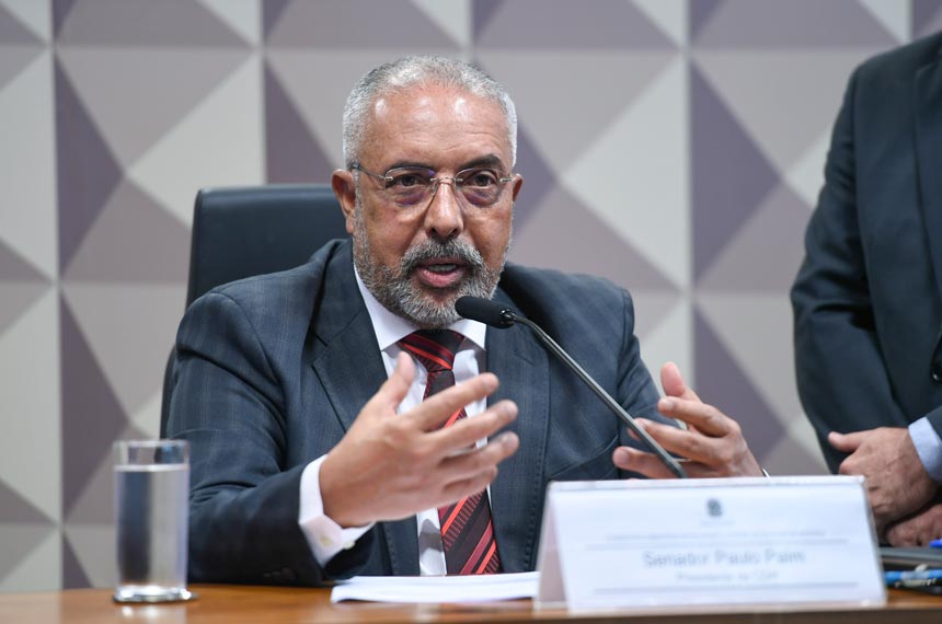 Paulo Paim: país precisa avançar ainda mais na legislação para pessoas com deficiência. Foto Edilson Rodrigues