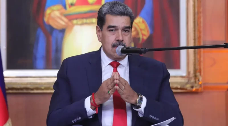 Venezuela rompe com Paraguai e acusa Argentina de desestabilizar país. Atritos com países da região ocorrem às vésperas da posse de Maduro. Nicolás Maduro, (Foto: EFE/Marcelo García).