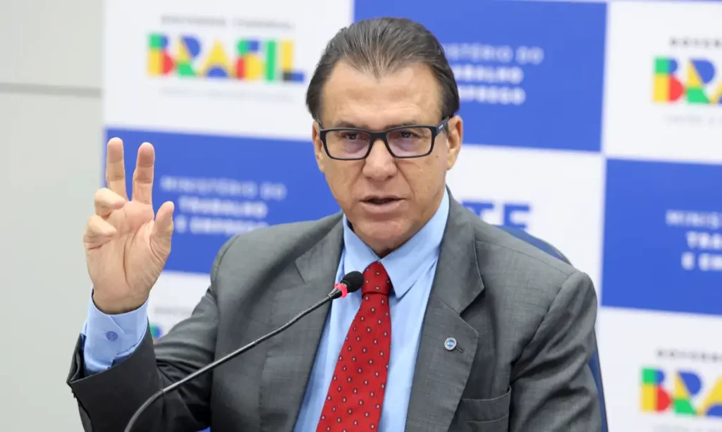 No acumulado do ano, saldo positivo é de 654.503 emprego© Valter Campanato Agência Brasil