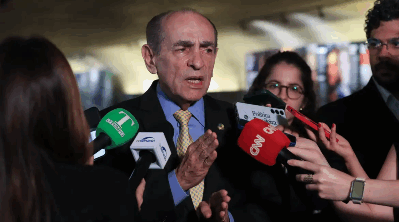 CCJ do Senado aprova fim da reeleição para cargos do Executivo;PEC aumenta mandatos para cinco anos e unifica eleições. Imagem © Lula Marques/Agência Brasil.