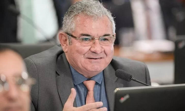 "Angelo Coronel, o nome e sobrenome recuo de Rui". Foto: Agência Senado/Pedro França