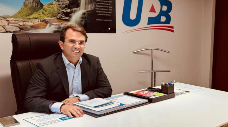 INHAMBUPE: PREFEITO ENCERRA MANDATO INTERINO NA PRESIDÊNCIA DA UPB