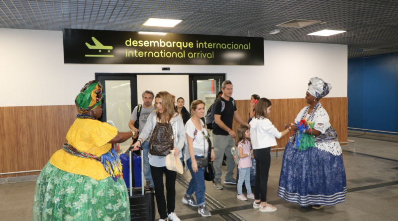 BAHIA CONSOLIDA LIDERANÇA NACIONAL NA ATRAÇÃO DE TURISTAS ESTRANGEIROS