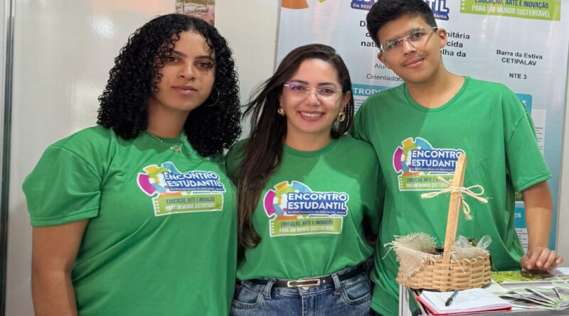 ESTUDANTES CRIAM INSETICIDA DE MAMONA PARA COMBATER PRAGAS NA LAVOURAS