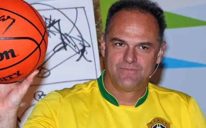 OSCAR SCHMIDT: ADEUS AO “MÃO SANTA”