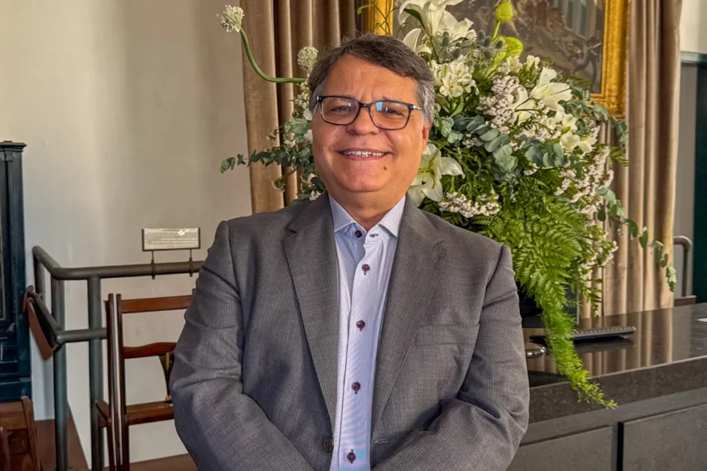 Na foto; o secretário de comunicação Marcus Di Flora,