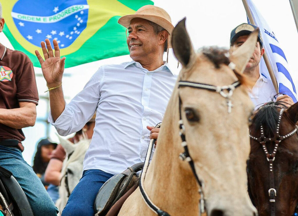 DO SERTÃO PARA A VIDA PÚBLICA: A HISTÓRIA AUTÊNTICA DE 
QUEM NUNCA ESQUECEU SUAS RAÍZES