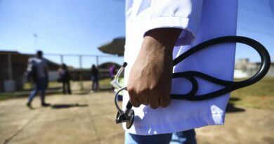 CONGRESSO APROVA NOVO EXAME NACIONAL COMO REQUISITO PARA ATUAÇÃO MÉDICA